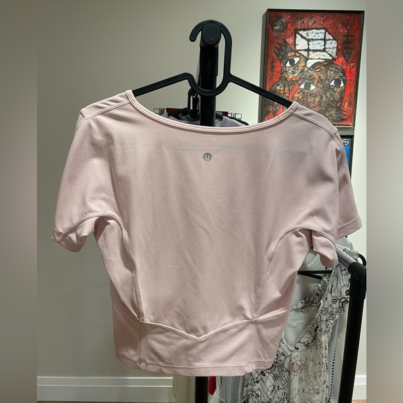 LuLulemon NuLu top tee - Picture 2 of 3